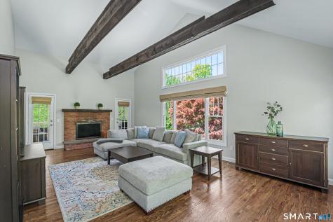 9 Schoolhouse Place Ridgefield CT 06877