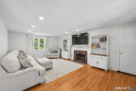 181 Farms Village Road Simsbury CT 06092