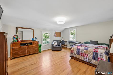181 Farms Village Road Simsbury CT 06092