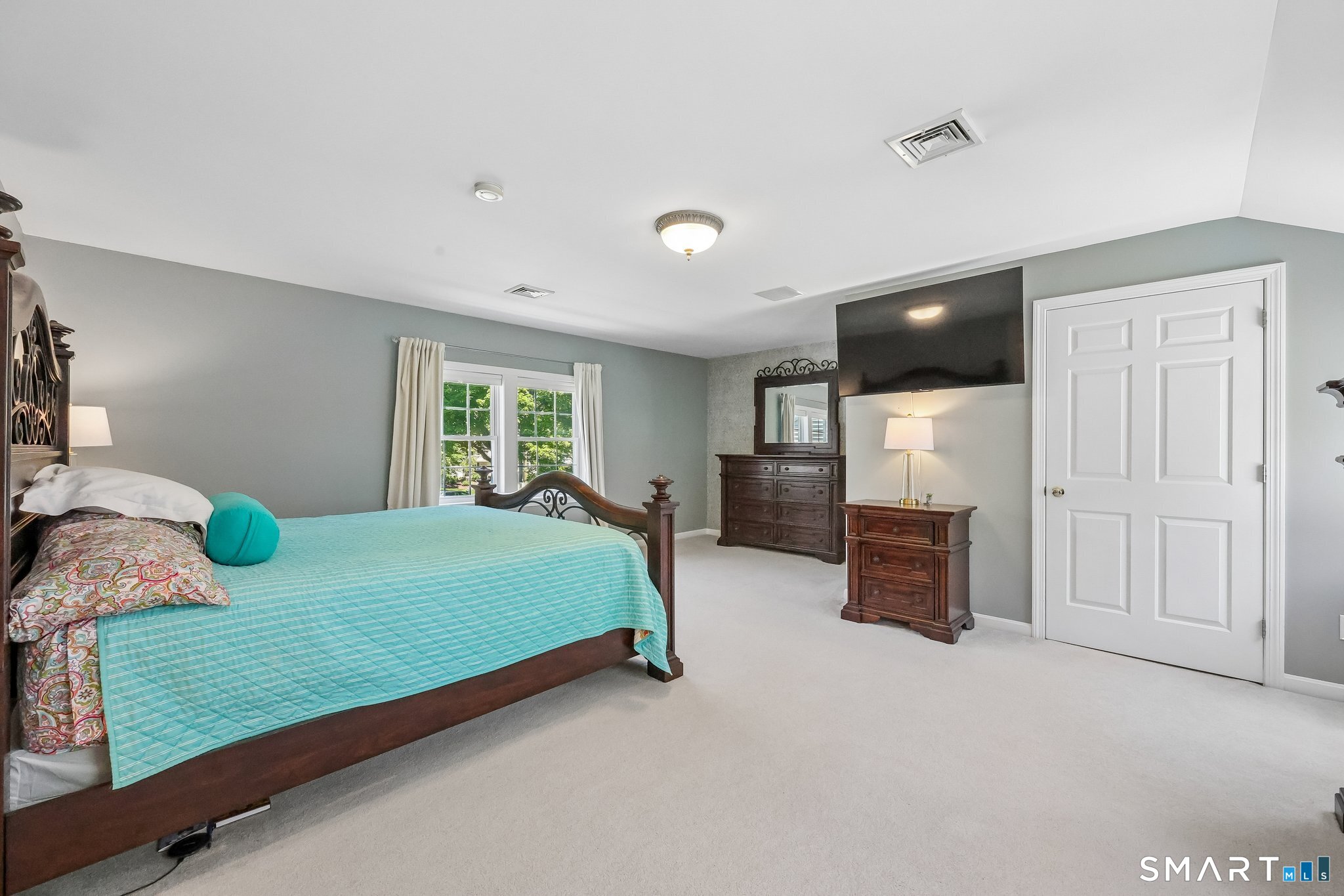 181 Farms Village Road Simsbury CT 06092