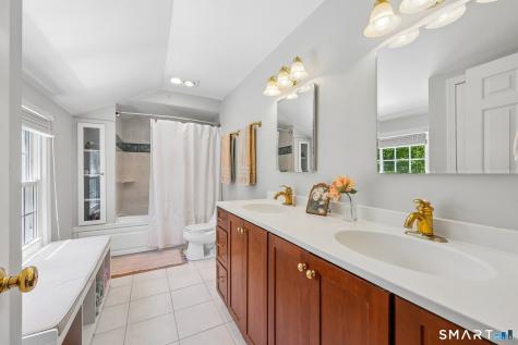 181 Farms Village Road Simsbury CT 06092