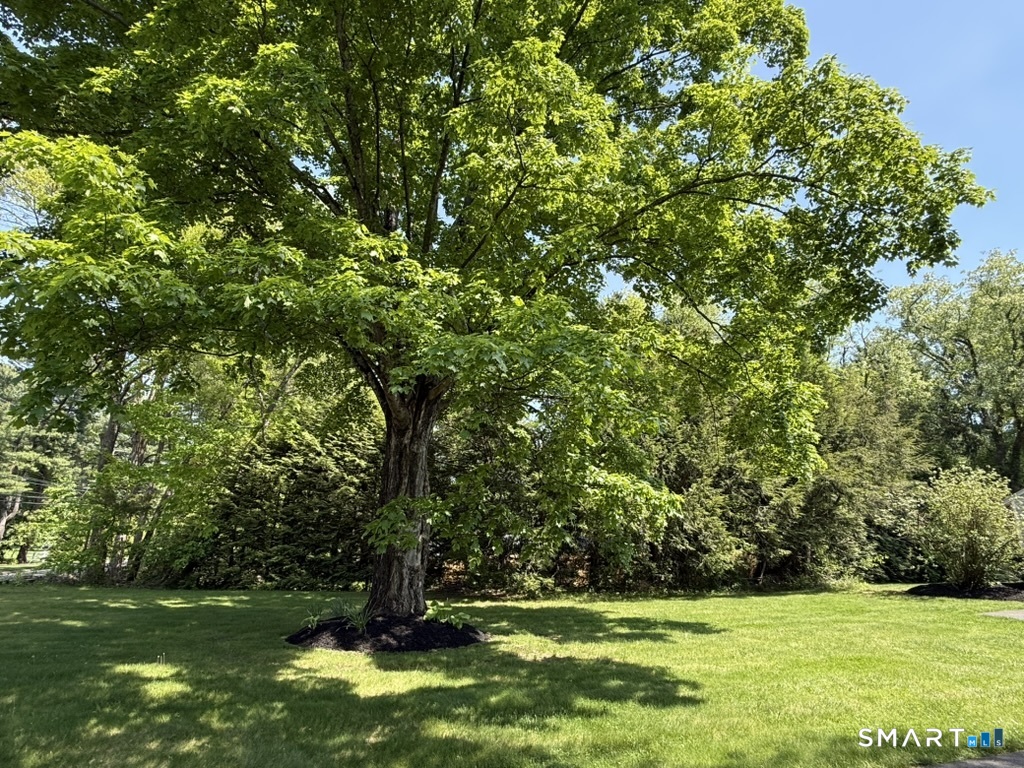 181 Farms Village Road Simsbury CT 06092