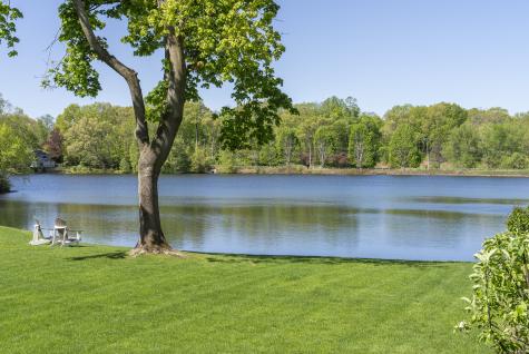 7 Waterside Lane West Hartford CT 06107
