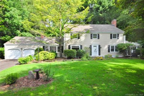 11 Whynwood Road Simsbury CT 06070