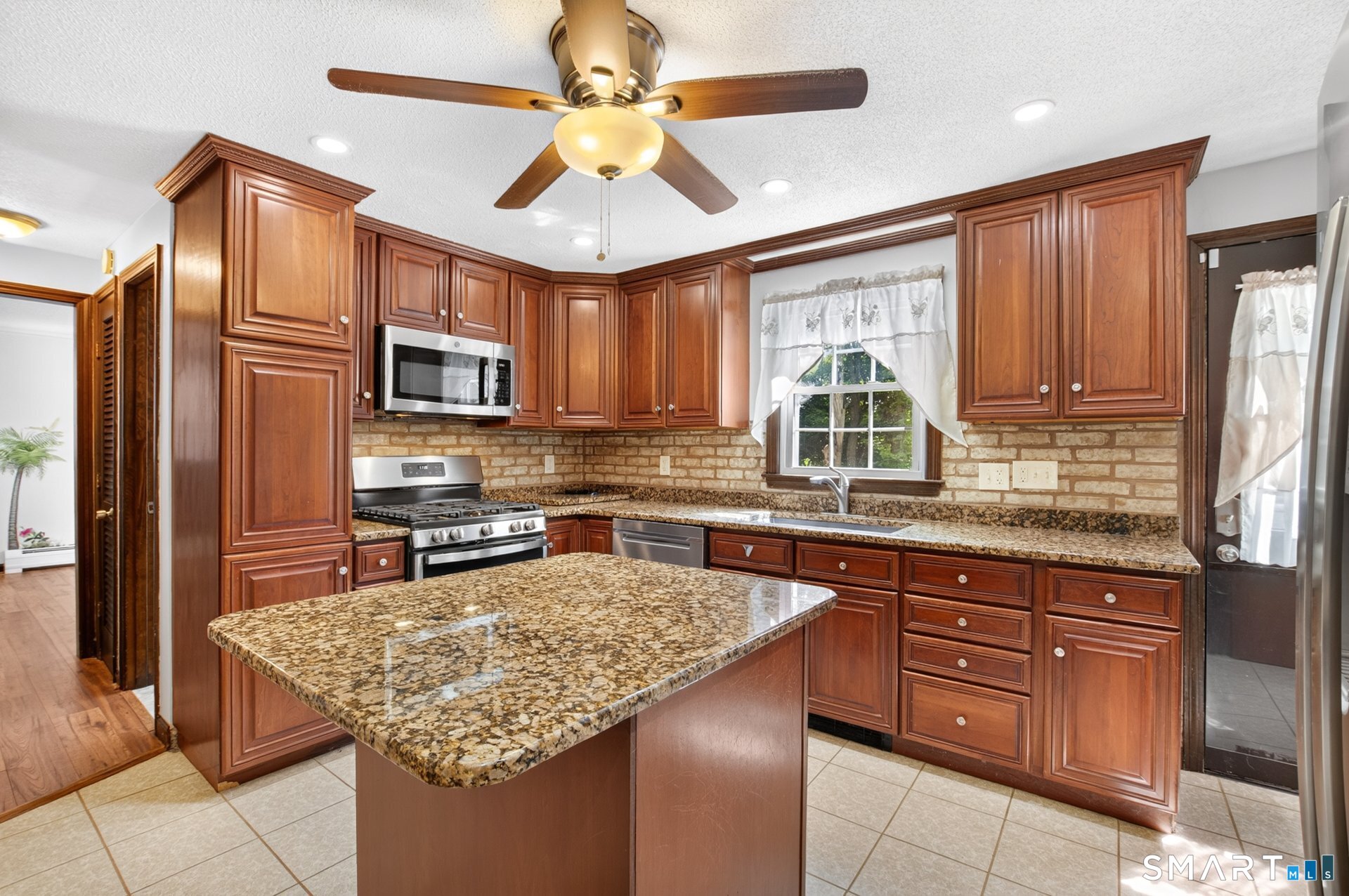 3 Suzio Drive Meriden CT 06451