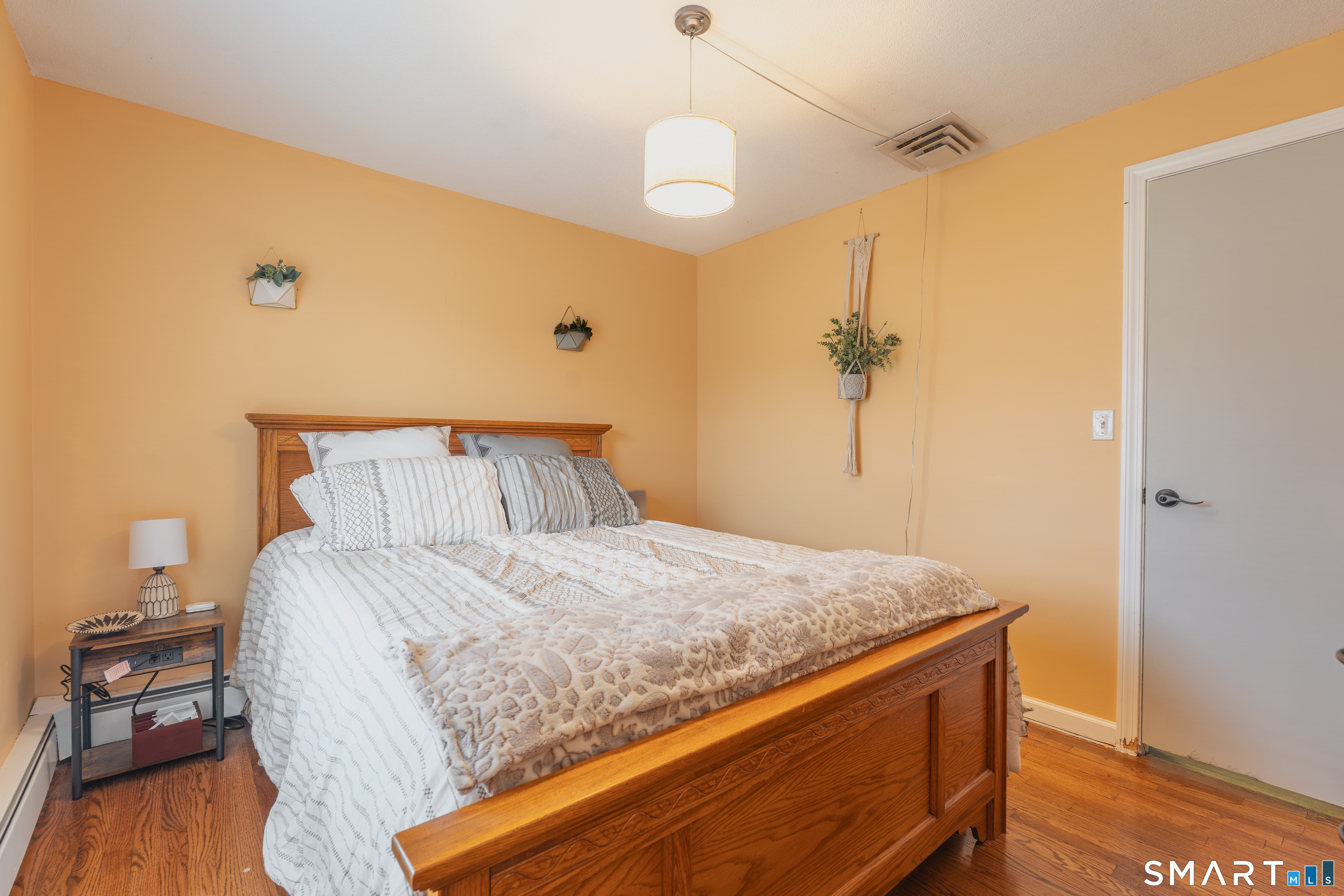 77 Howard Avenue Southington CT 06489