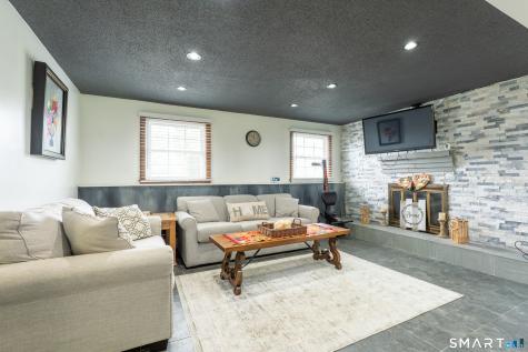 77 Howard Avenue Southington CT 06489