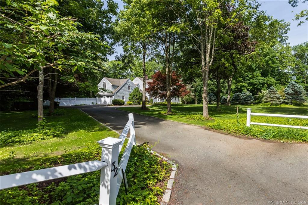 32 Country Club Road Ridgefield CT 06877