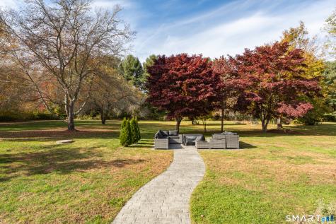 10 Boggy Hole Road Old Lyme CT 06371
