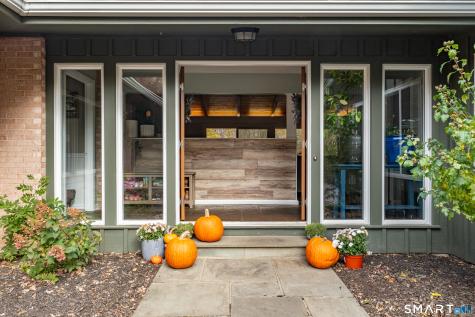10 Boggy Hole Road Old Lyme CT 06371