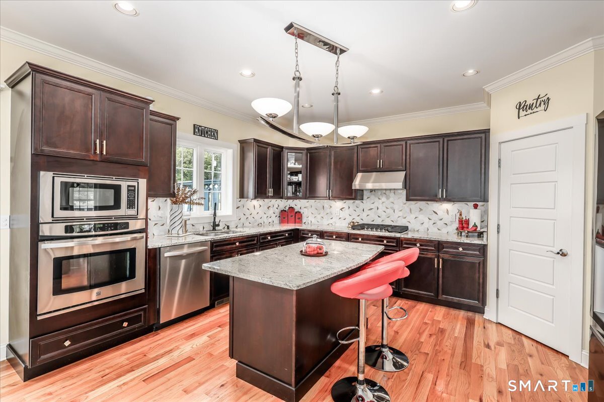 16 Fieldstone Lane Southington CT 06489
