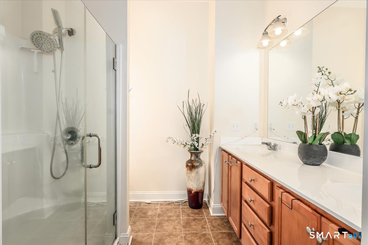 16 Fieldstone Lane Southington CT 06489