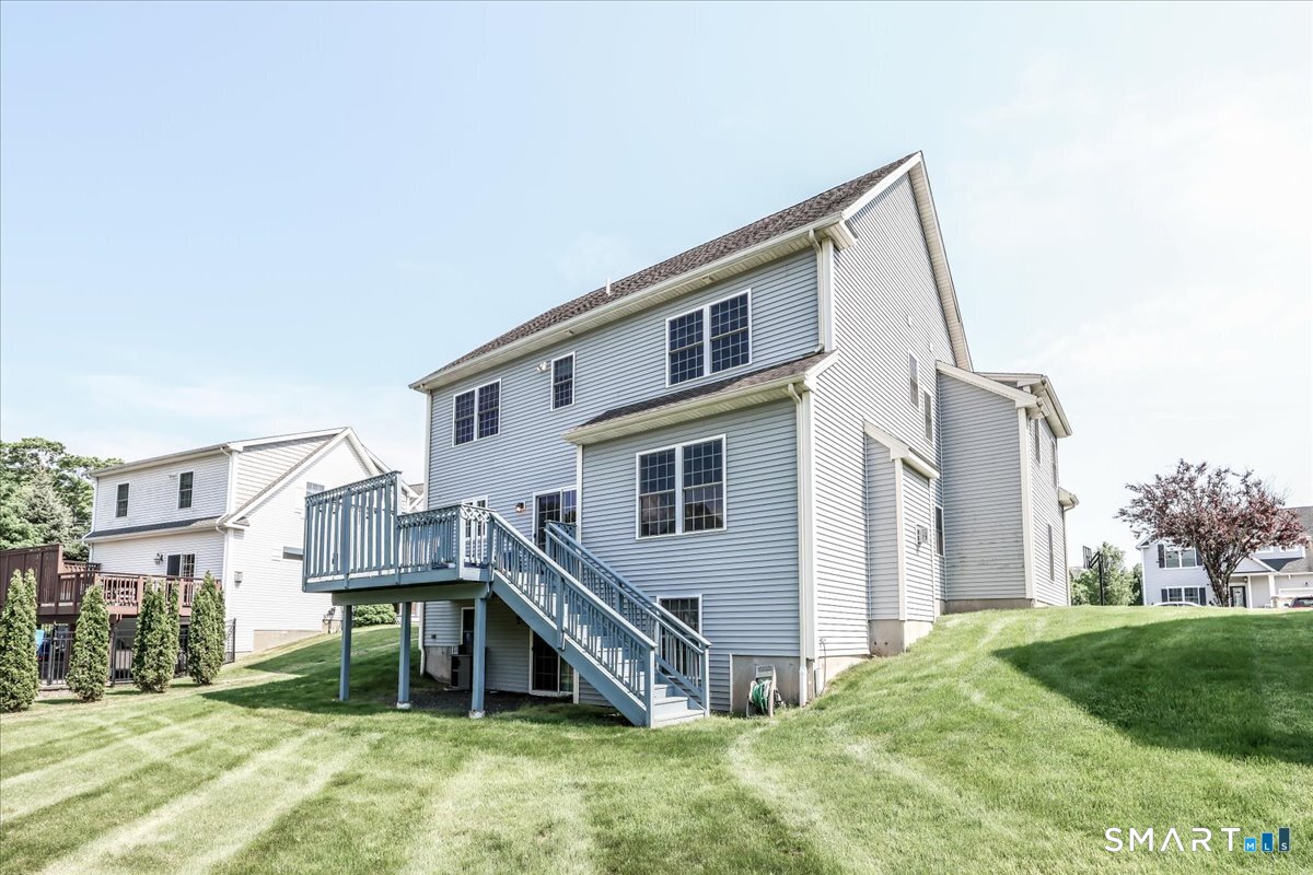 16 Fieldstone Lane Southington CT 06489