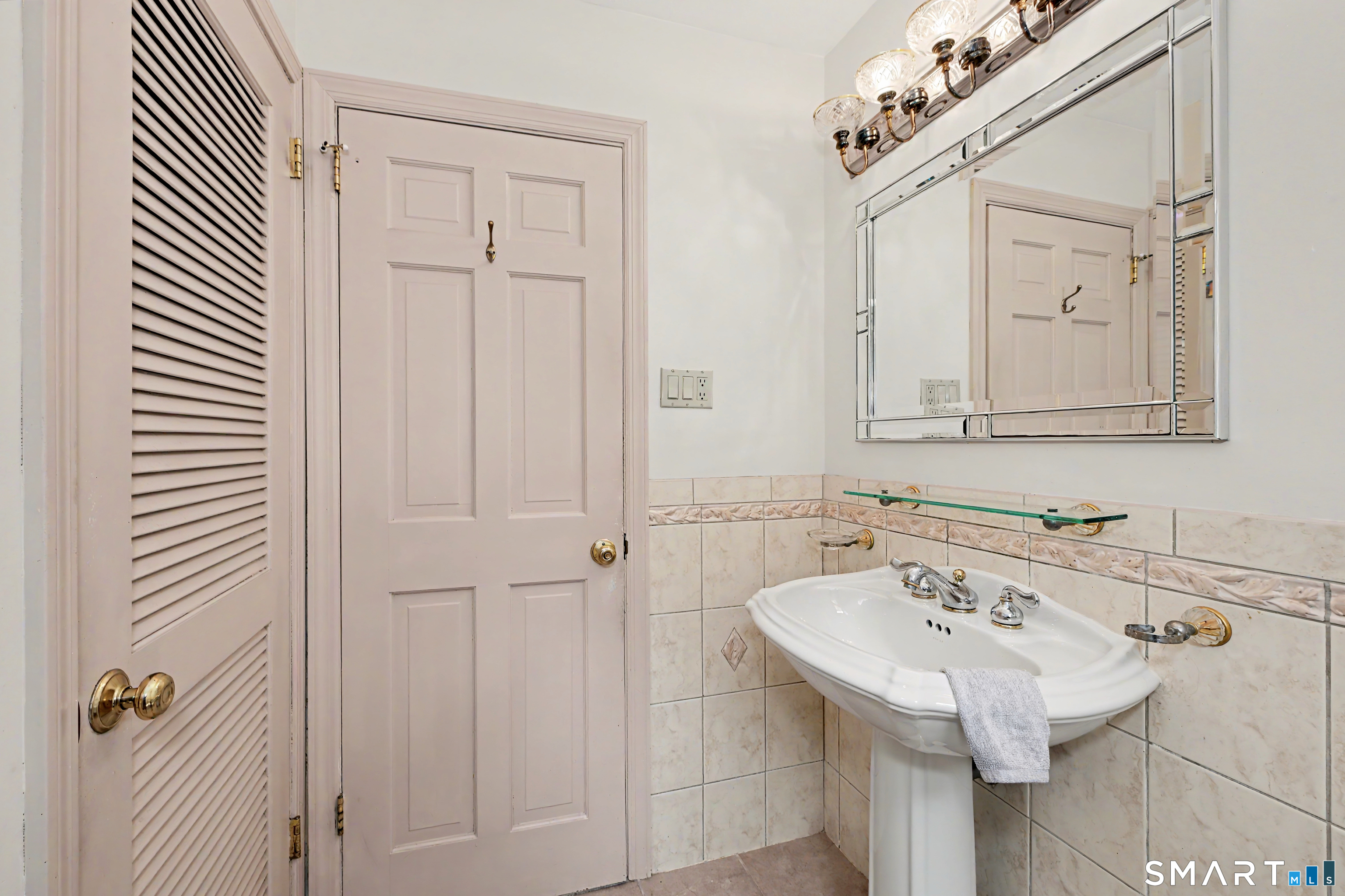 59 Friar Lane Trumbull CT 06611