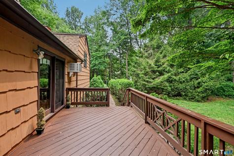 59 Friar Lane Trumbull CT 06611