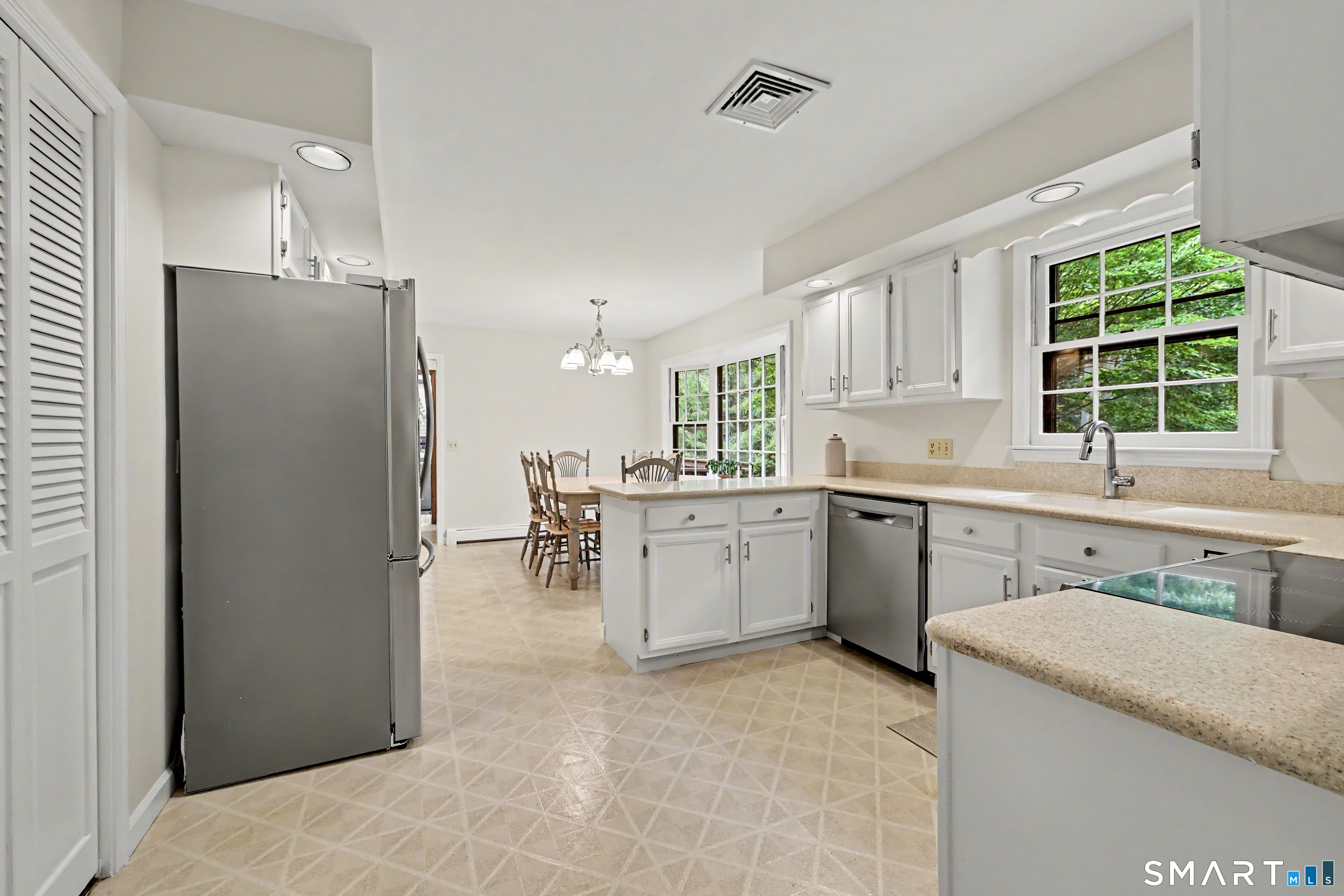 59 Friar Lane Trumbull CT 06611