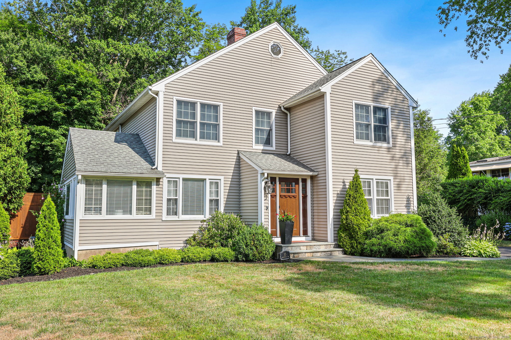 53 Deerfield Drive Trumbull CT 06611