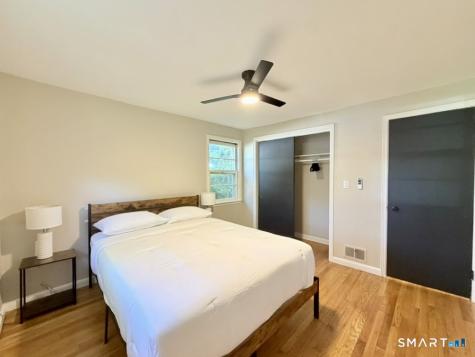 1 Long Hill Terrace New Haven CT 06515