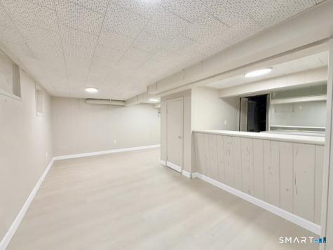 1 Long Hill Terrace New Haven CT 06515