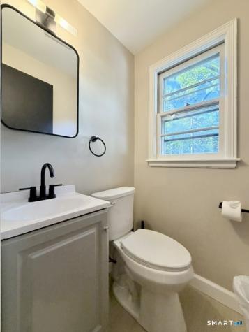 1 Long Hill Terrace New Haven CT 06515