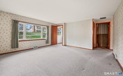 27 Baldwin Street Meriden CT 06451