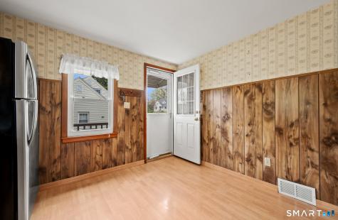 27 Baldwin Street Meriden CT 06451