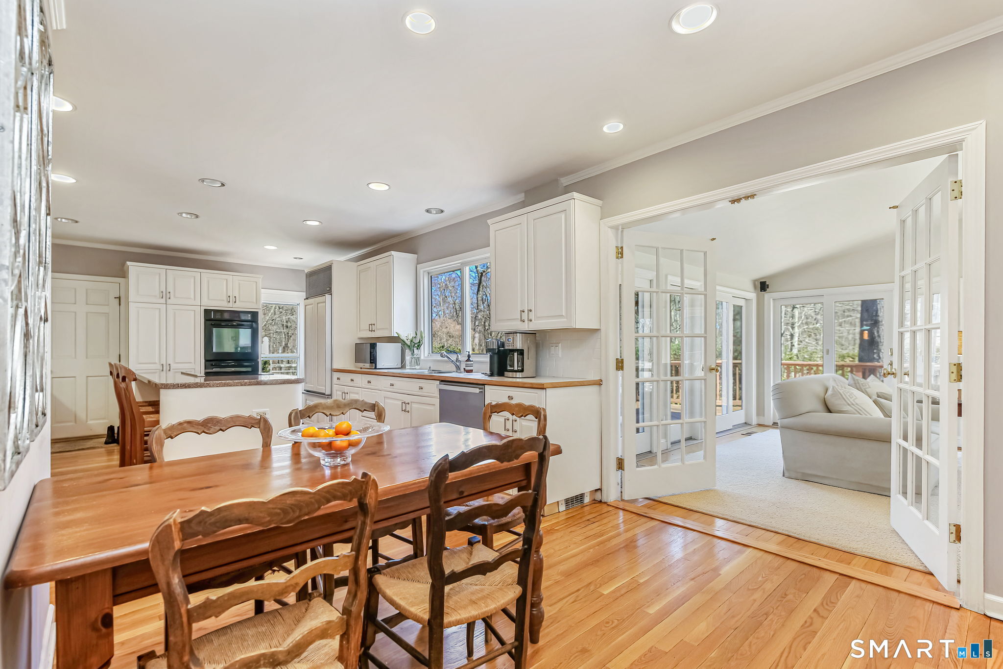 54 Saint George Lane New Canaan CT 06840