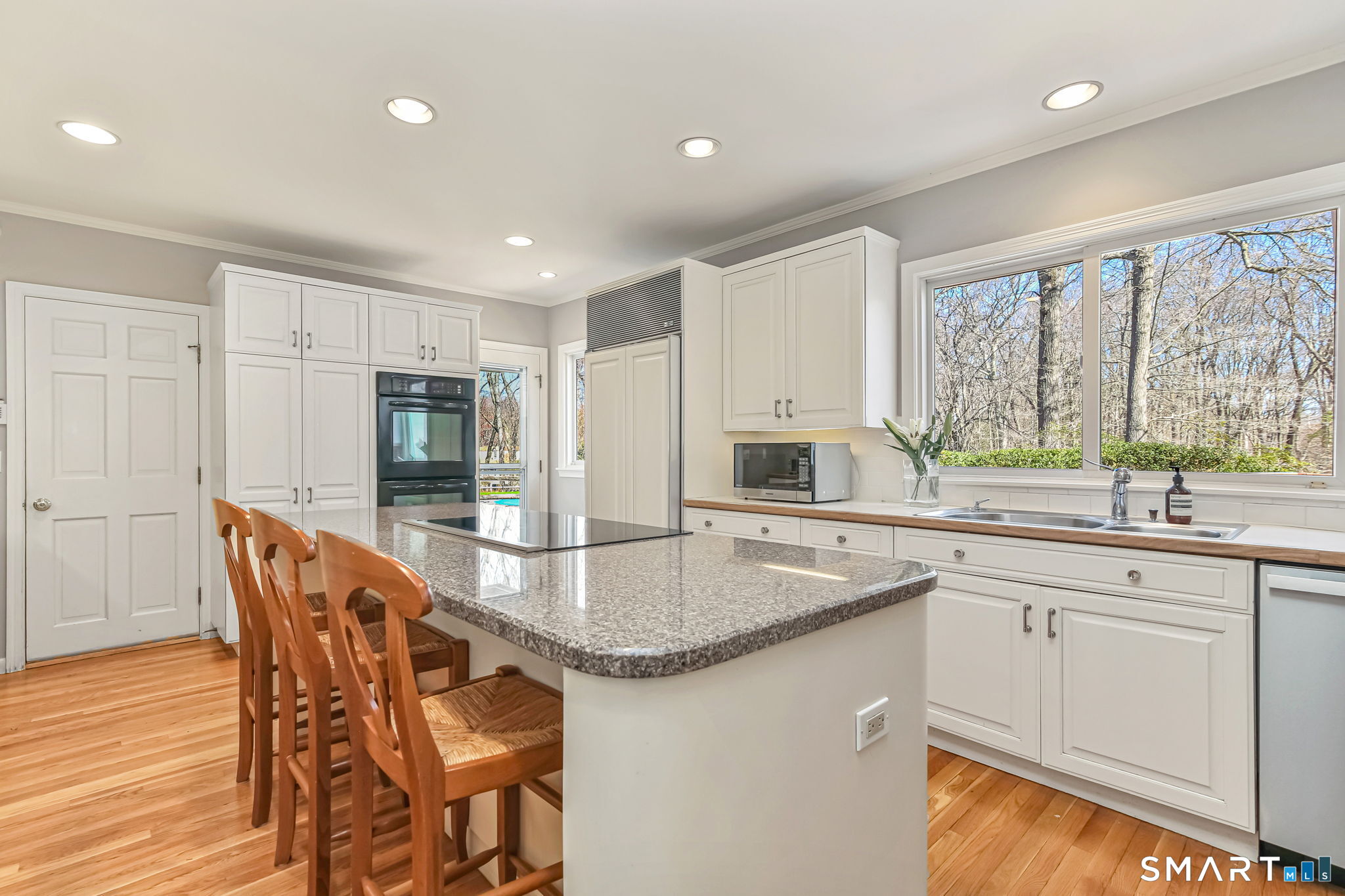 54 Saint George Lane New Canaan CT 06840