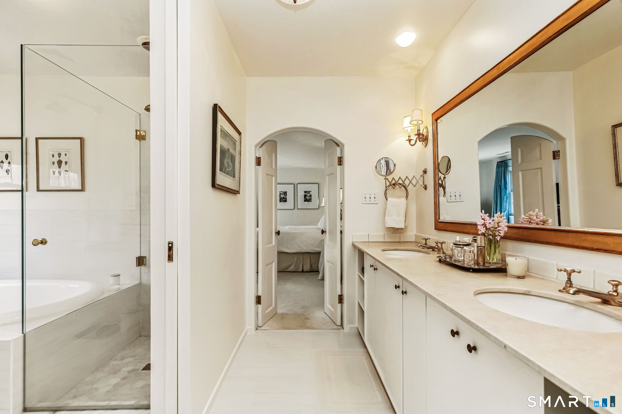 54 Saint George Lane New Canaan CT 06840