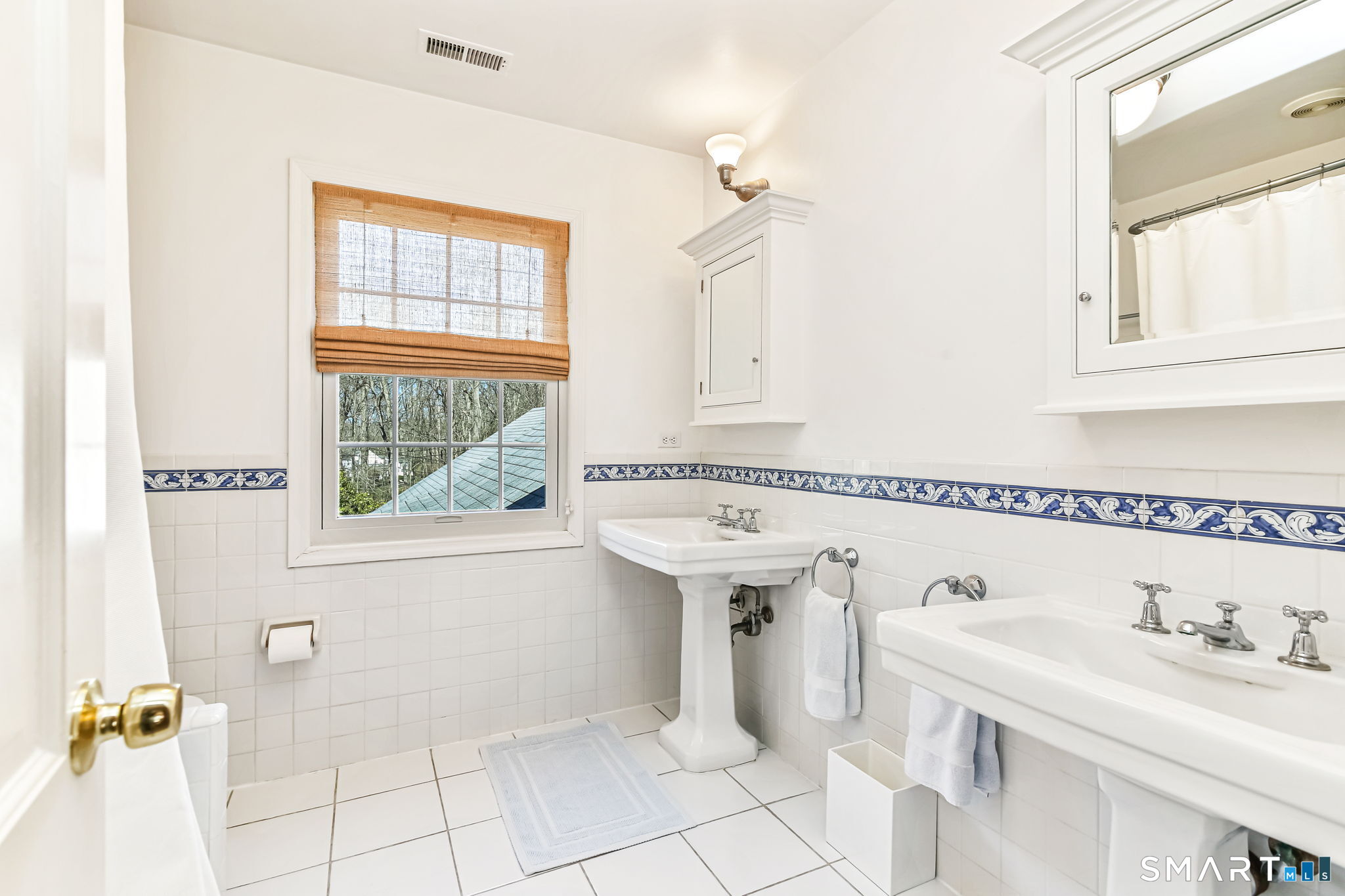 54 Saint George Lane New Canaan CT 06840