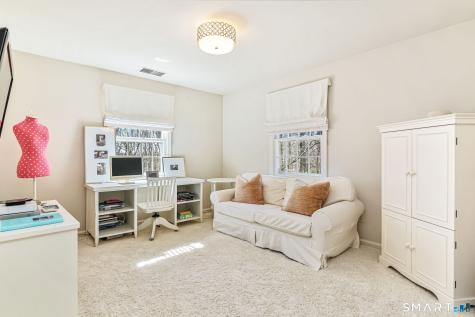 54 Saint George Lane New Canaan CT 06840