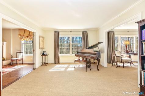 54 Saint George Lane New Canaan CT 06840