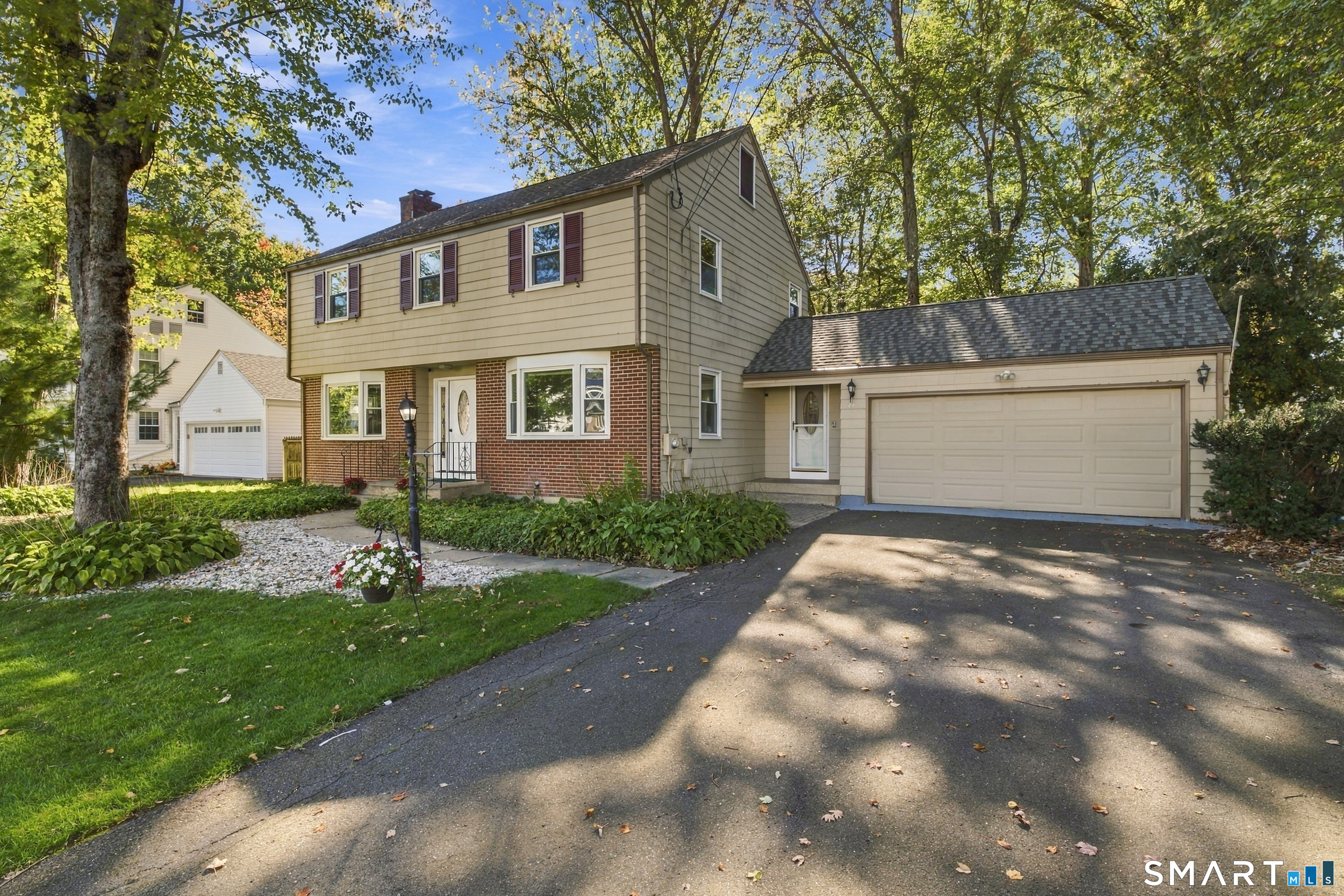 24 Stoneham Drive West Hartford CT 06117