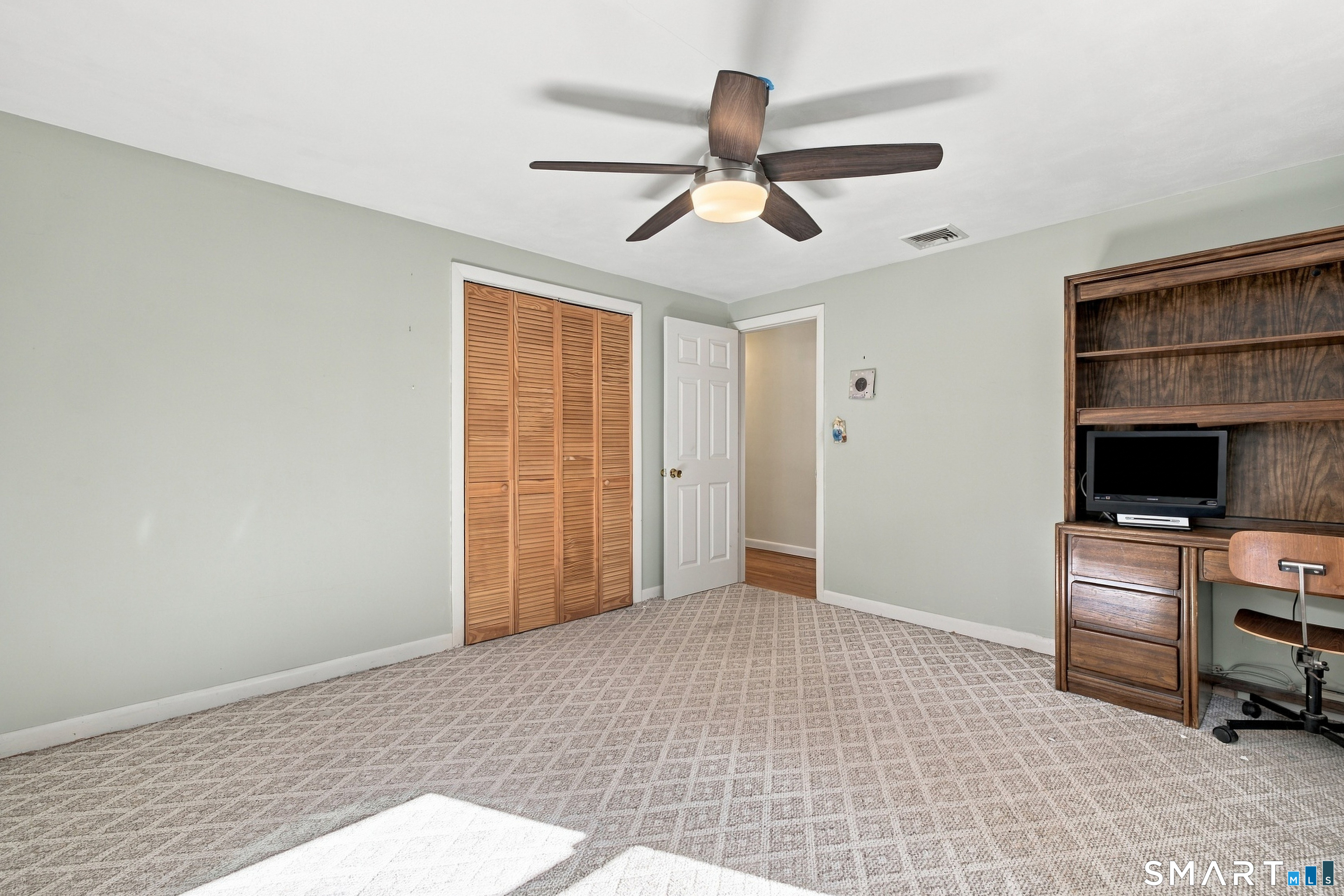 24 Stoneham Drive West Hartford CT 06117