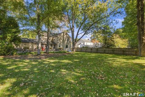 24 Stoneham Drive West Hartford CT 06117