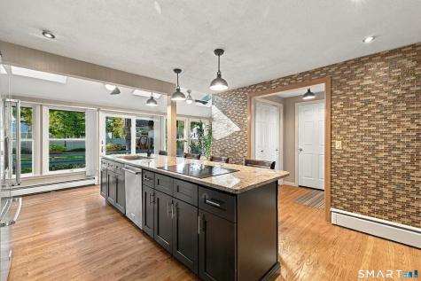 24 Stoneham Drive West Hartford CT 06117