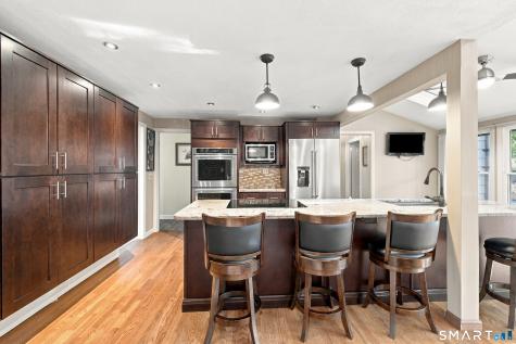 24 Stoneham Drive West Hartford CT 06117