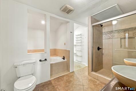71 Hilldale Road West Hartford CT 06117
