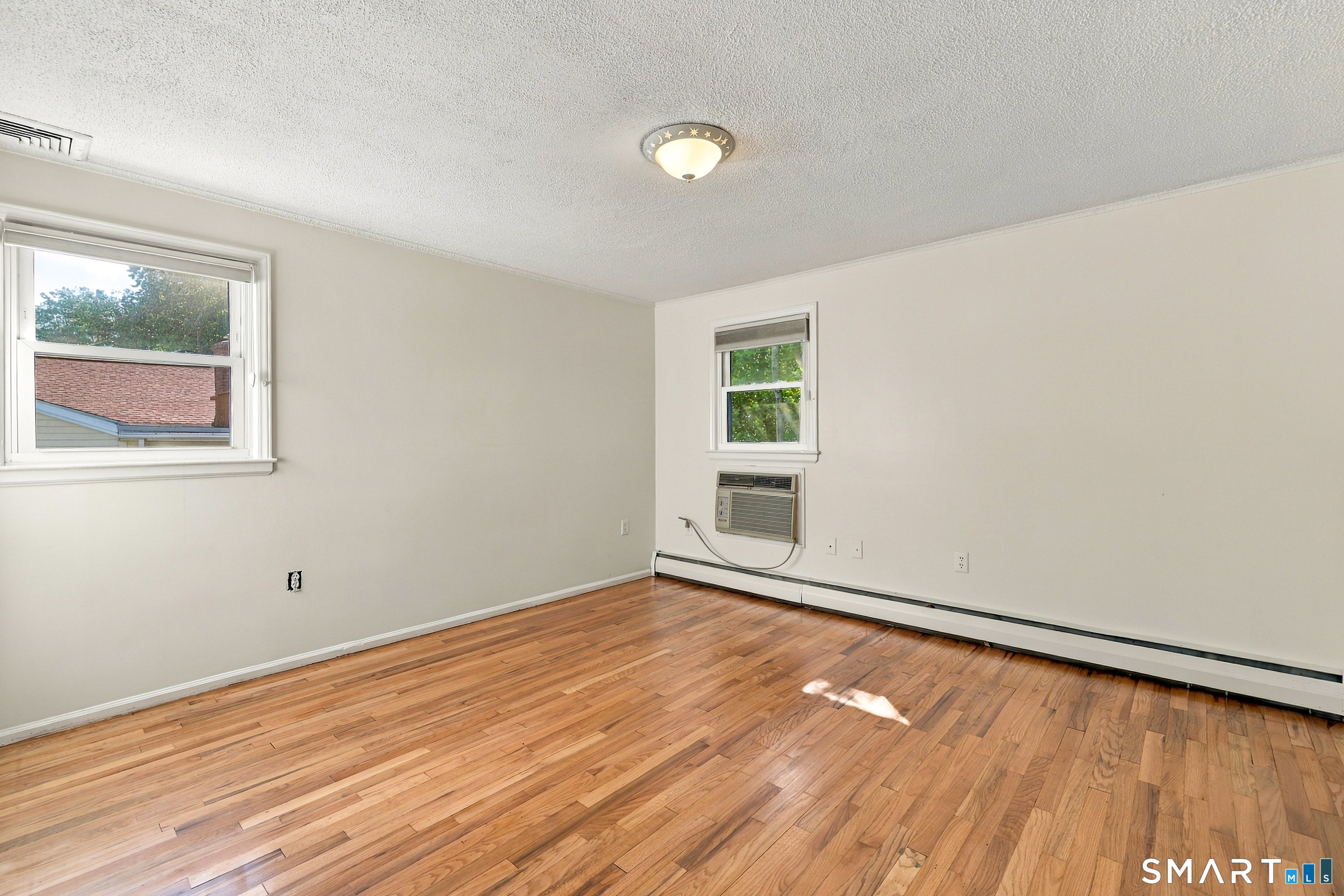 71 Hilldale Road West Hartford CT 06117