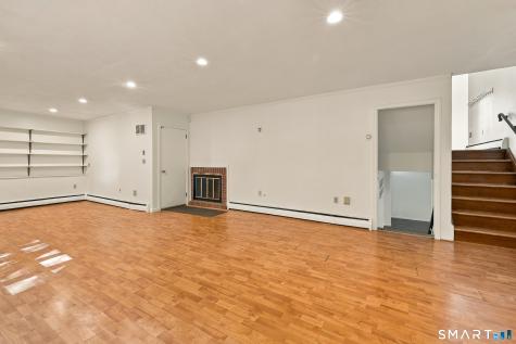 71 Hilldale Road West Hartford CT 06117