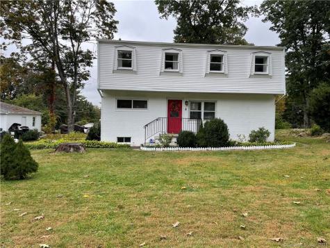 8 Birch Trail Danbury CT 06811