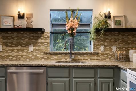 5 Cornwall Court Norwalk CT 06850