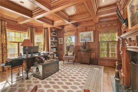 1343 Smith Ridge Road New Canaan CT 06840
