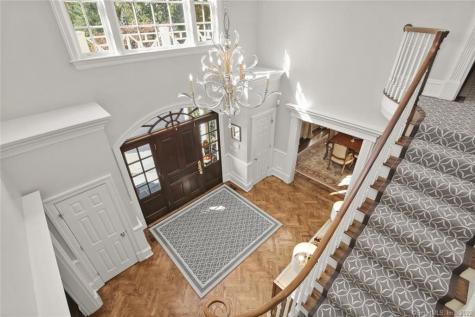 1343 Smith Ridge Road New Canaan CT 06840
