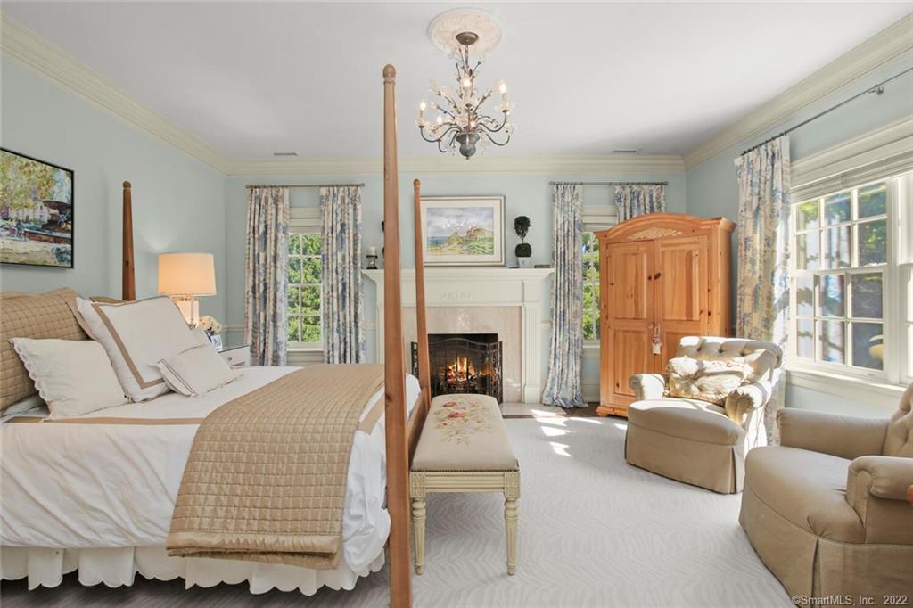 1343 Smith Ridge Road New Canaan CT 06840
