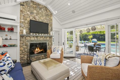 1343 Smith Ridge Road New Canaan CT 06840