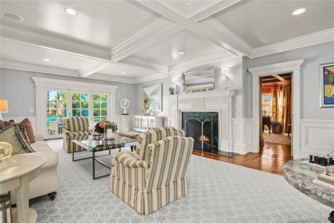 1343 Smith Ridge Road New Canaan CT 06840
