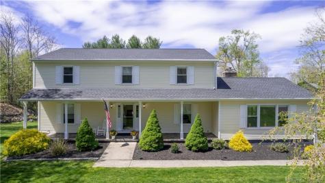 10 Aramon Circle Brookfield CT 06804