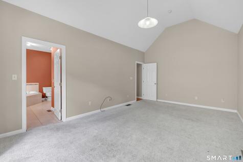 18 Wicklow Lane Shelton CT 06484