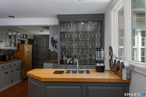 896 Westport Road Easton CT 06612